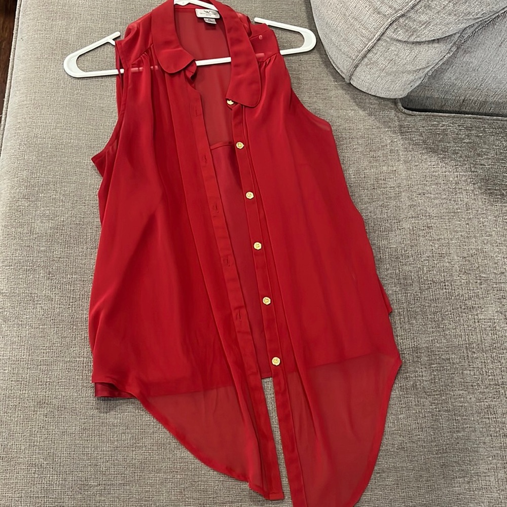 Worthington petite large. Sheer too comes with camisole. Gold button detail.